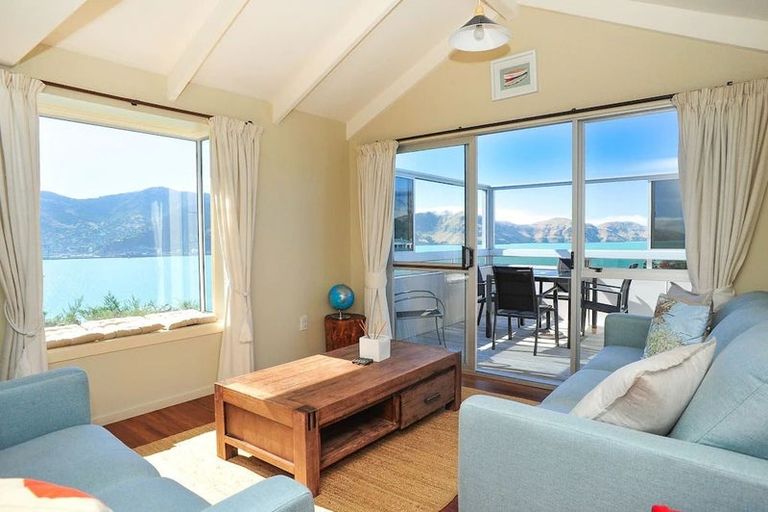 Photo of property in 9 Ranui Crescent, Diamond Harbour, 8971