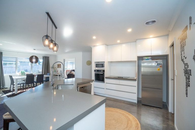 Photo of property in 26a Oak Crescent, Ashhurst, 4810