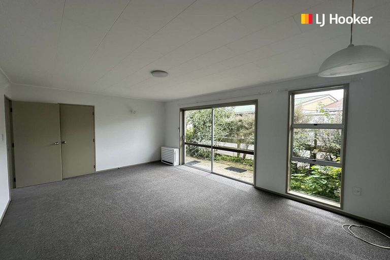 Photo of property in 17 Bradshaw Street, South Dunedin, Dunedin, 9012