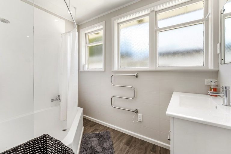 Photo of property in 35 Dacre Street, Oamaru North, Oamaru, 9400