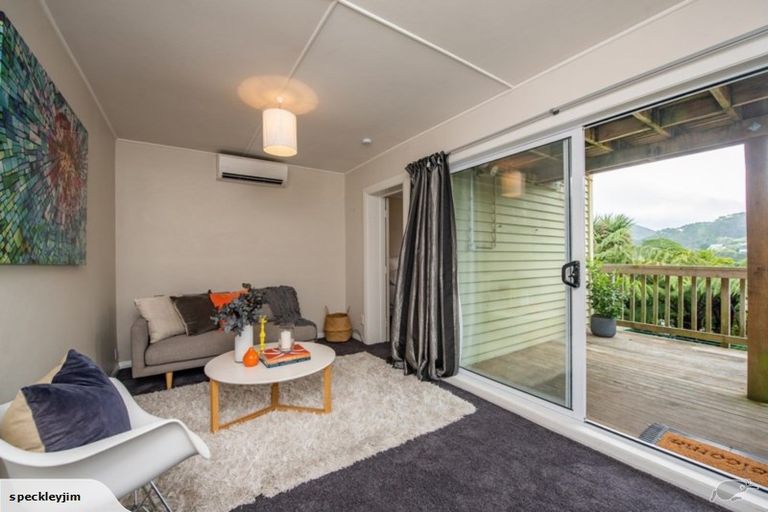 Photo of property in 19a Montgomery Avenue, Rothesay Bay, Auckland, 0630