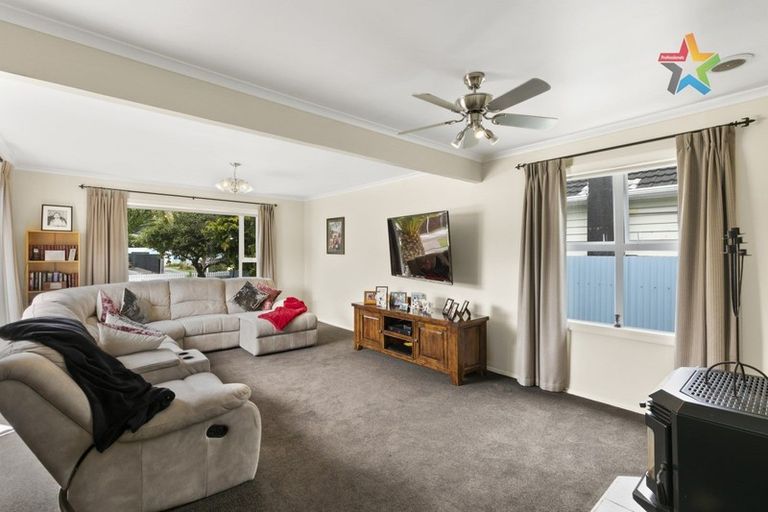 Photo of property in 71 Wellington Road, Wainuiomata, Lower Hutt, 5014