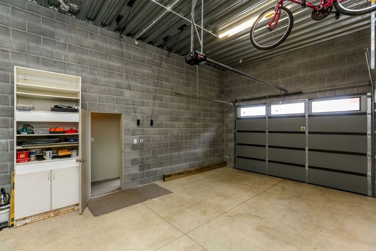 Photo of property in 14 Lavender Close, Spotswood, New Plymouth, 4310