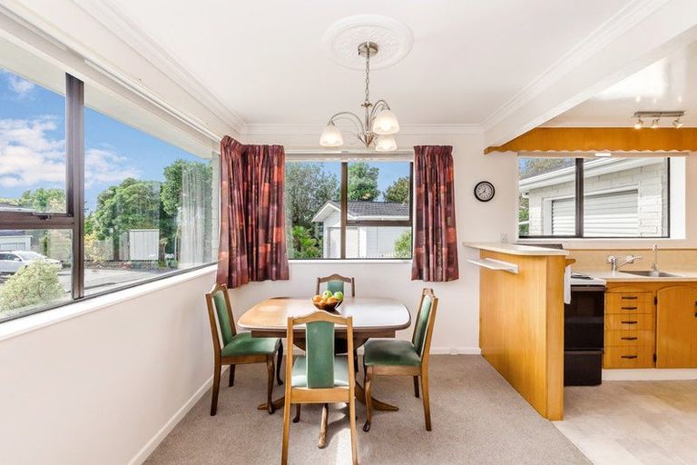 Photo of property in 2 Malfroy Lane, Raumati Beach, Paraparaumu, 5032