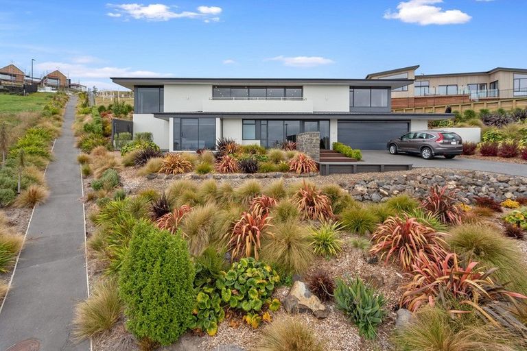 Photo of property in 156 Richmond Hill Road, Richmond Hill, Christchurch, 8081