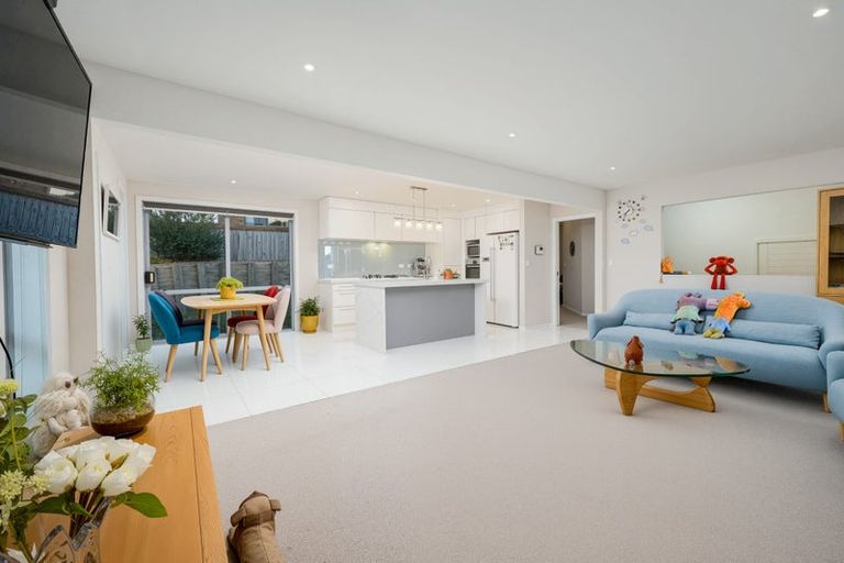 Photo of property in 79 Tiriwa Drive, Massey, Auckland, 0614