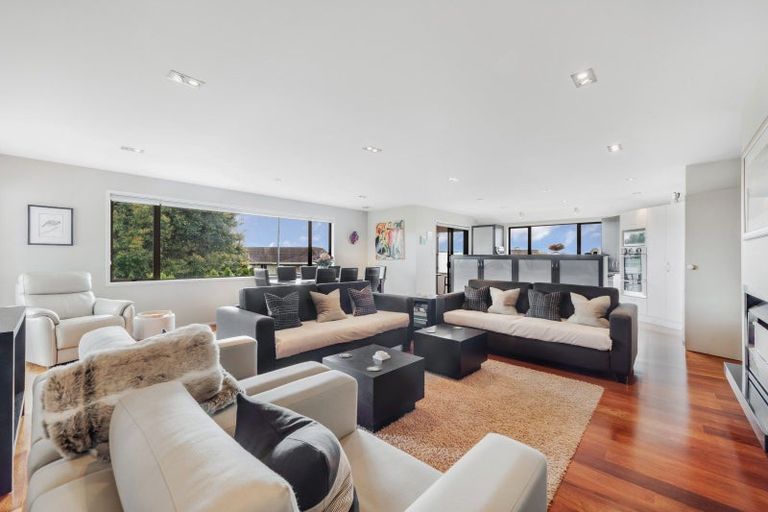 Photo of property in 21 Olena Avenue, Sunnyhills, Auckland, 2010