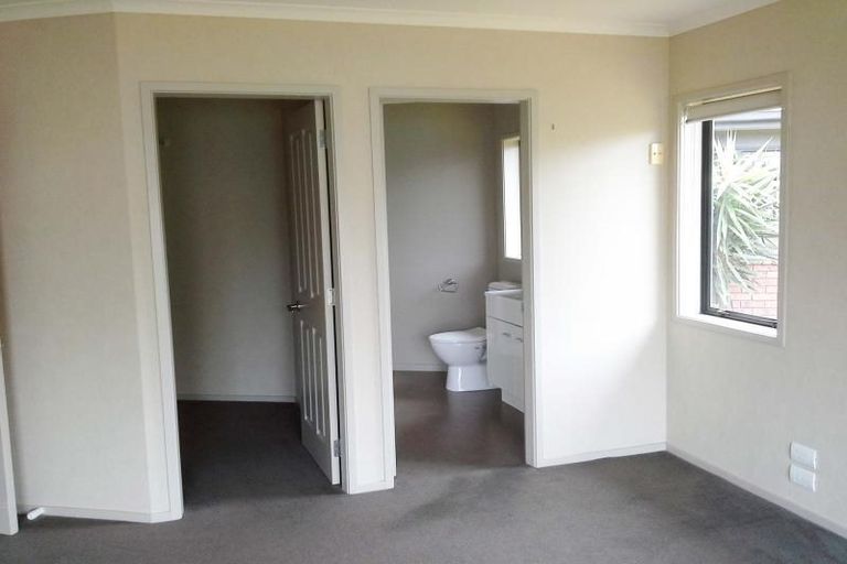 Photo of property in 5 Northpoint Way, Bell Block, New Plymouth, 4312
