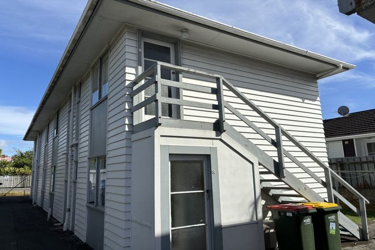 Photo of property in 28c Leighton Avenue, Waiwhetu, Lower Hutt, 5010