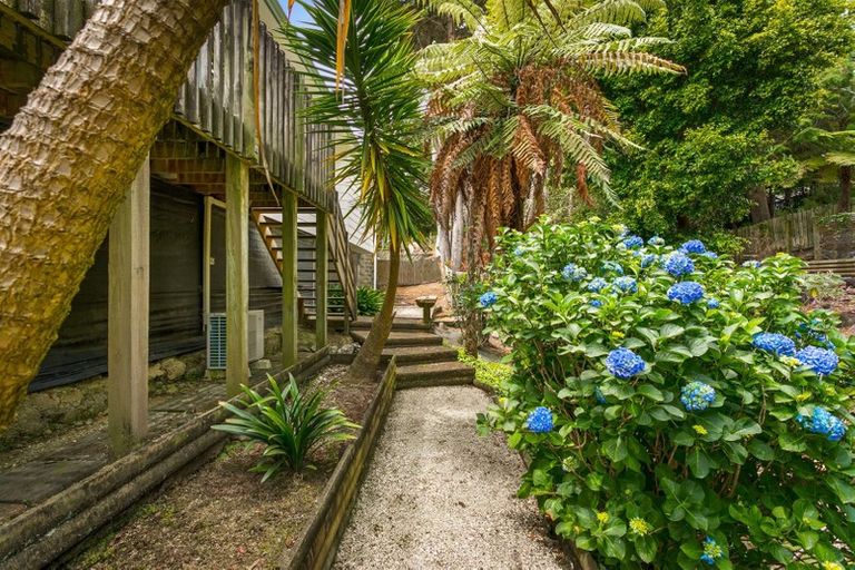 Photo of property in 3/14 Sungrove Rise, Sunnyvale, Auckland, 0612