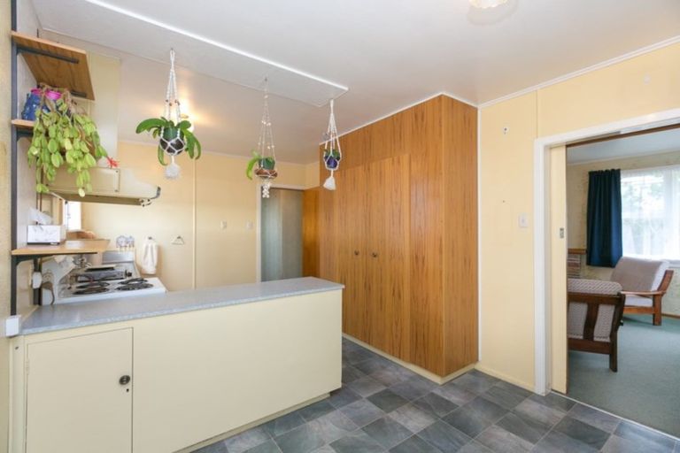 Photo of property in 6 Wiremu Place, Blagdon, New Plymouth, 4310