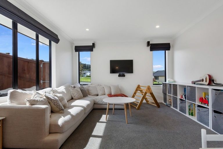 Photo of property in 82 Westmuir Crescent, Pokeno, 2402