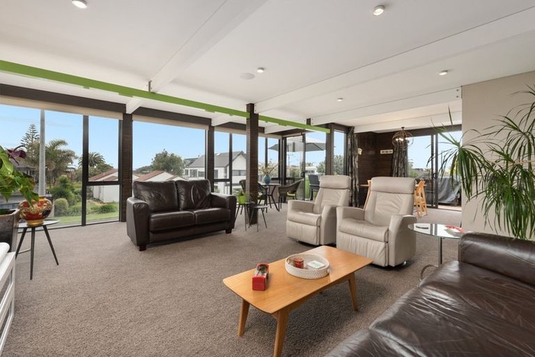 Photo of property in 1190a Papamoa Beach Road, Papamoa Beach, Papamoa, 3118