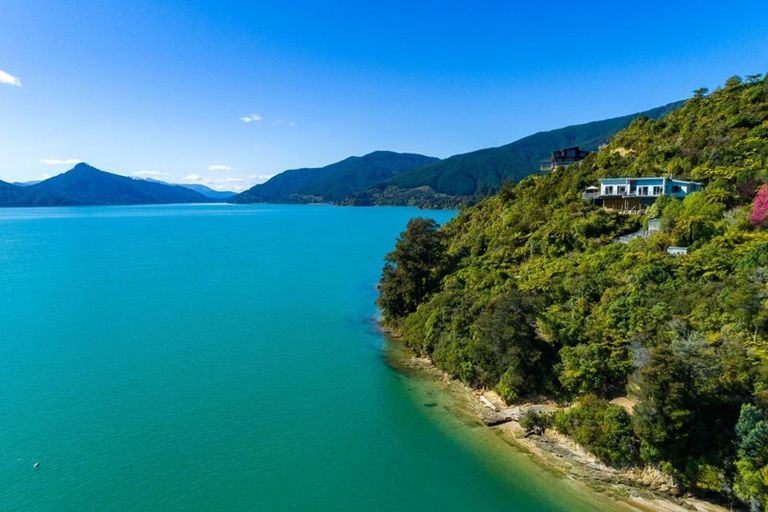 Photo of property in 350b Moetapu Bay Road, Moetapu Bay, Picton, 7282