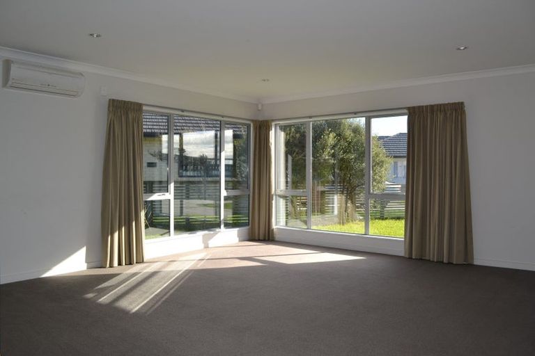 Photo of property in 6 Tamihana Street, Otaki, 5512