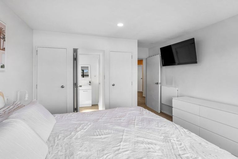 Photo of property in 1/126 Halswell Junction Road, Halswell, Christchurch, 8025