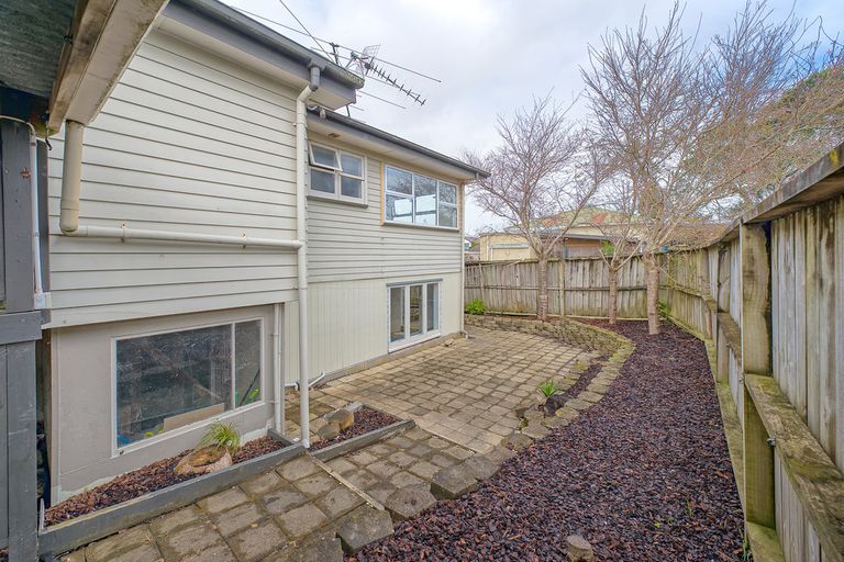 Photo of property in 1/521 Weymouth Road, Weymouth, Auckland, 2103