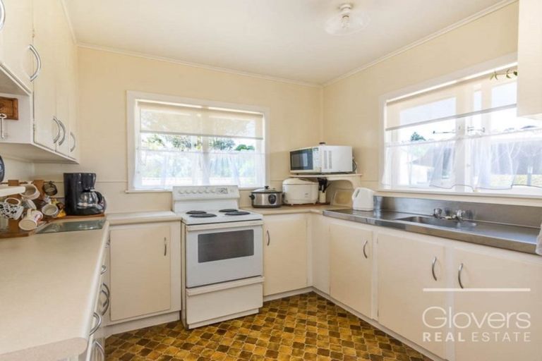 Photo of property in 7 Cajero Place, Green Bay, Auckland, 0604