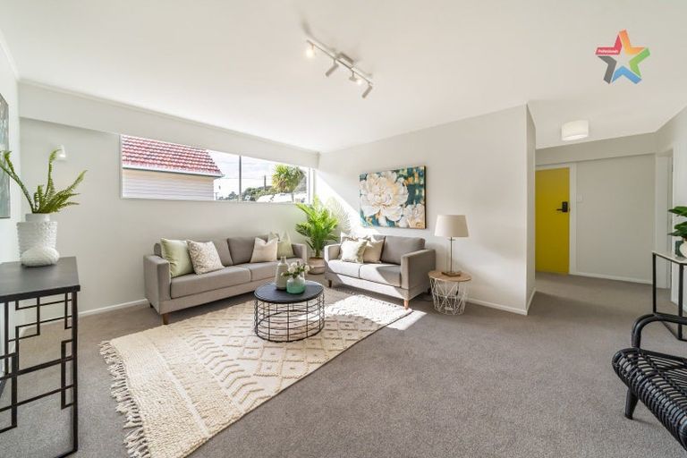 Photo of property in 19 Bell Road, Waiwhetu, Lower Hutt, 5010