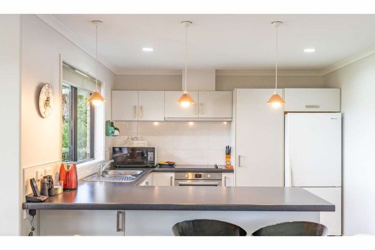 Photo of property in 98 River Drive, Kerikeri, 0294