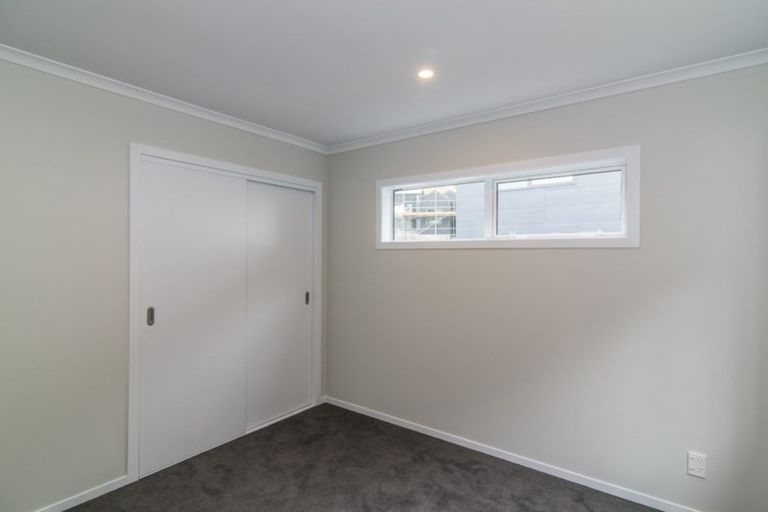 Photo of property in 22 Rarangi Way, Owhiro Bay, Wellington, 6023