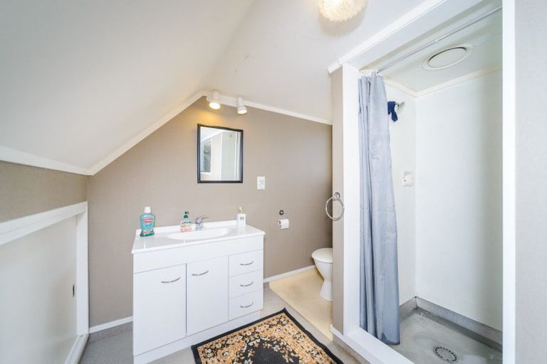 Photo of property in 111 Benmore Avenue, Cloverlea, Palmerston North, 4412