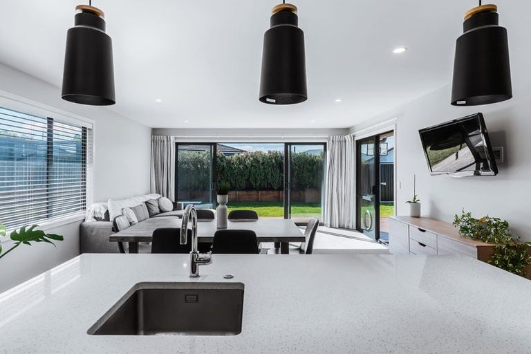 Photo of property in 37 Marabou Crescent, Nukuhau, Taupo, 3330