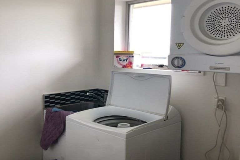 Photo of property in 26 Bidwell Place, Hillmorton, Christchurch, 8025