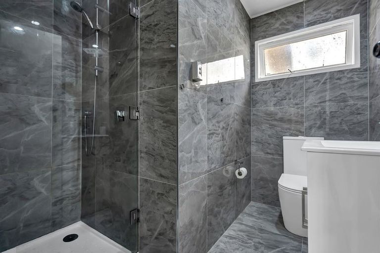 Photo of property in 25a Bunnythorpe Road, Papakura, 2110