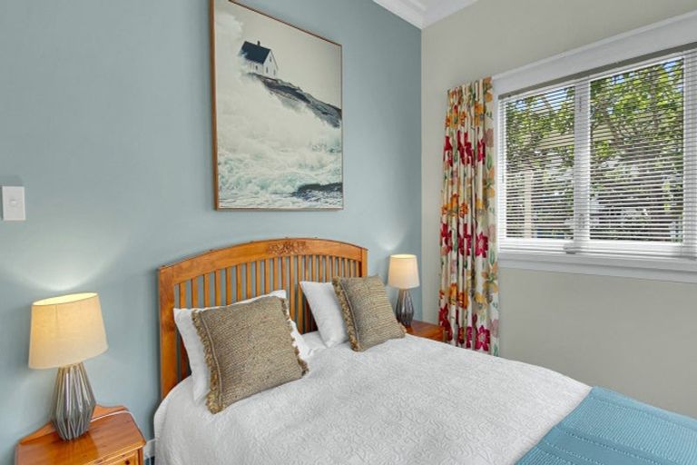 Photo of property in 36 The Esplanade, Westshore, Napier, 4110