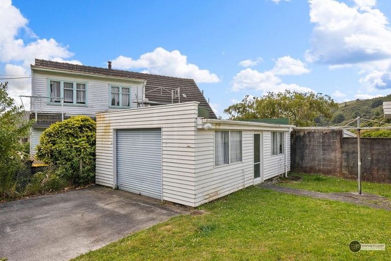 Photo of property in 63 Hay Street, Naenae, Lower Hutt, 5011