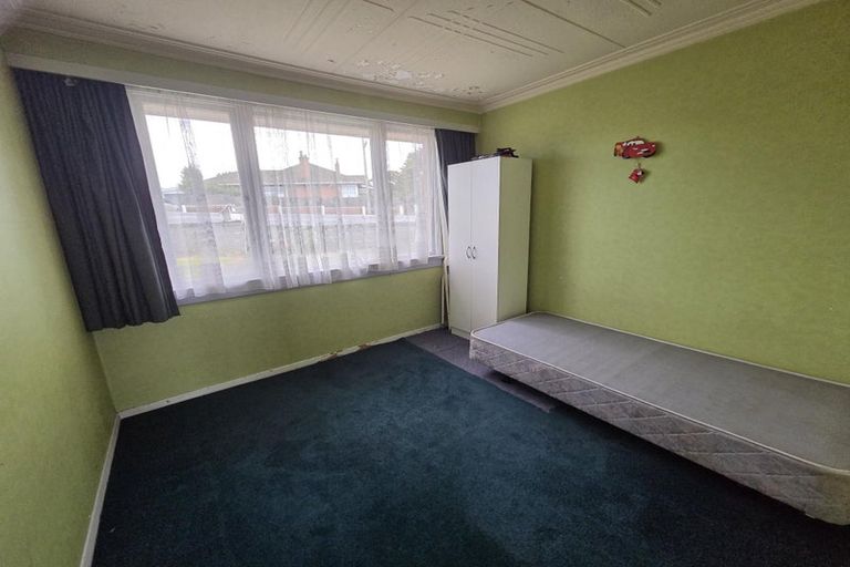 Photo of property in 221 Clyde Street, Balclutha, 9230