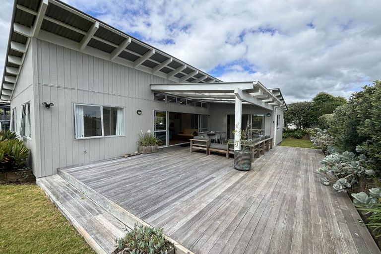 Photo of property in 43a Fishermans Bend, Whiritoa, Whangamata, 3691