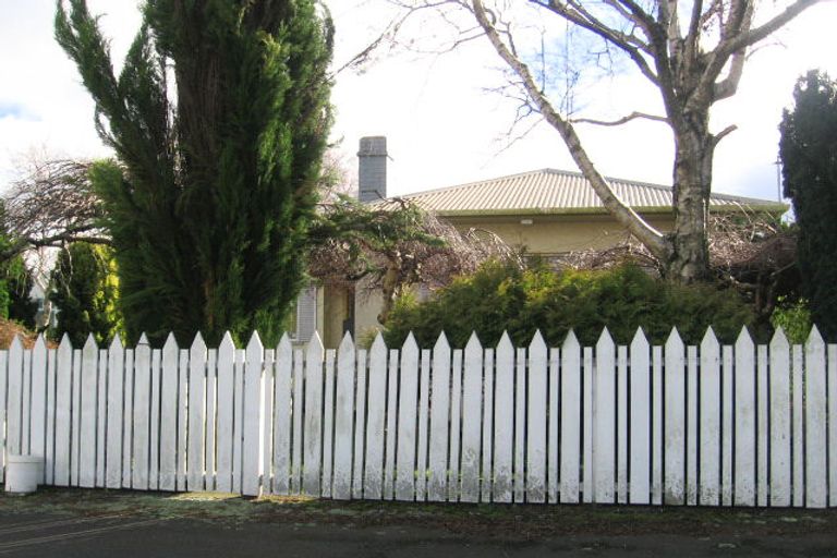 Photo of property in 41 Matamau Street, Palmerston North, 4414