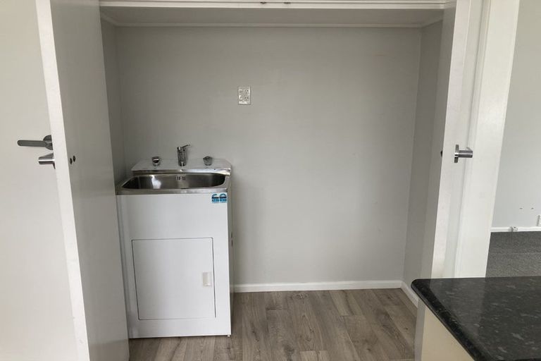 Photo of property in 17 Heather Grove, Fairfield, Lower Hutt, 5011