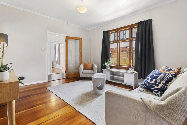 Photo of property in 33 Devonshire Road, Miramar, Wellington, 6022