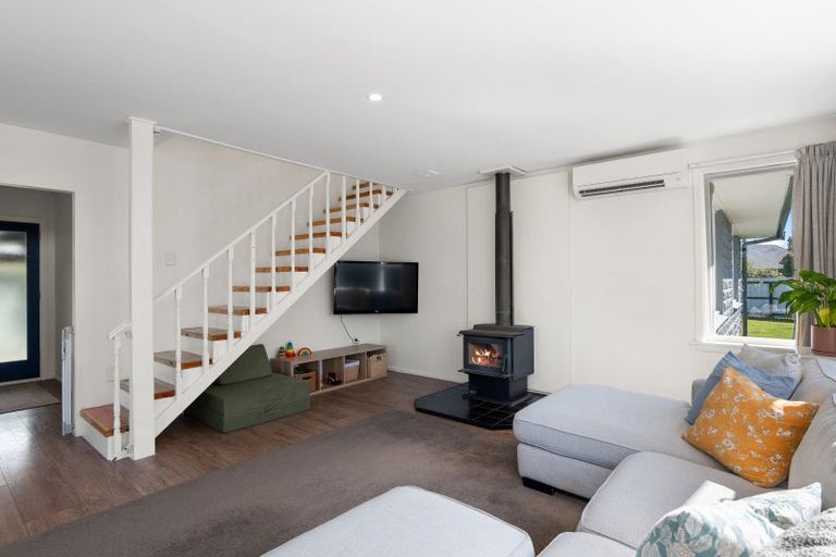 Photo of property in 3 Jackson Street, Darfield, 7510