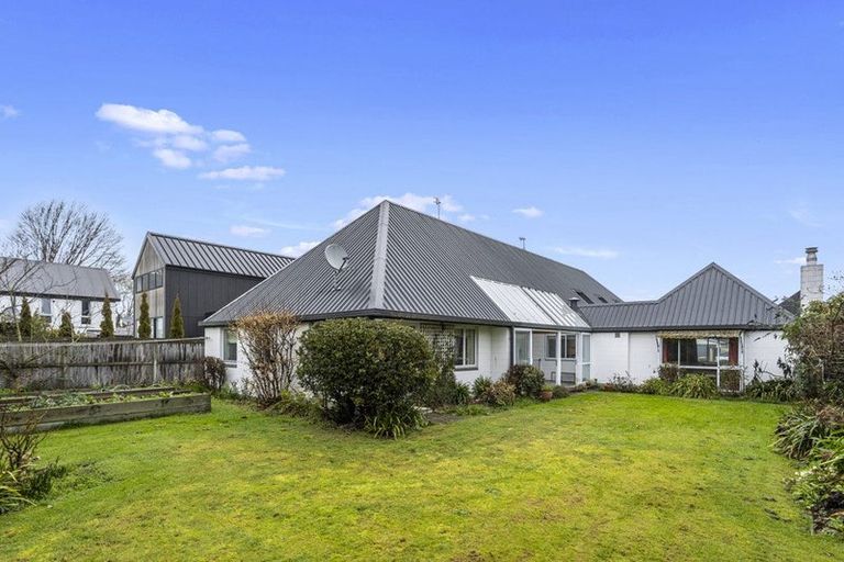 Photo of property in 22 Clissold Street, Merivale, Christchurch, 8014