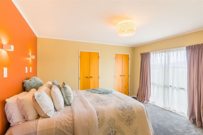 Photo of property in 191 Mazengarb Road, Paraparaumu, 5032