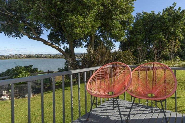 Photo of property in 77 Goods Road, Otumoetai, Tauranga, 3110