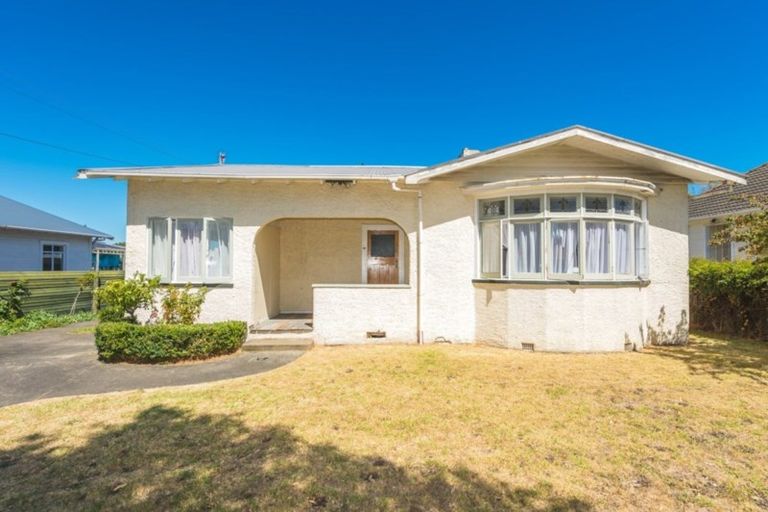 Photo of property in 41 Swiss Avenue, Gonville, Whanganui, 4501