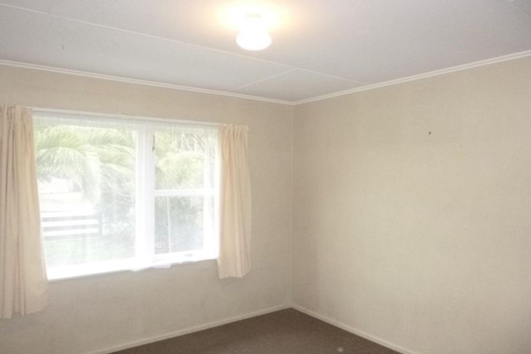 Photo of property in 76 Wood Street, Wainuiomata, Lower Hutt, 5014