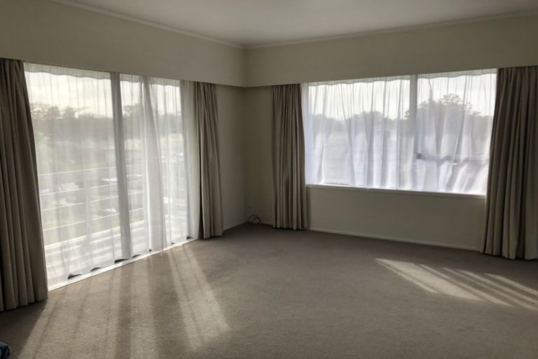 Photo of property in 1/84 Velma Road, Hillcrest, Auckland, 0627