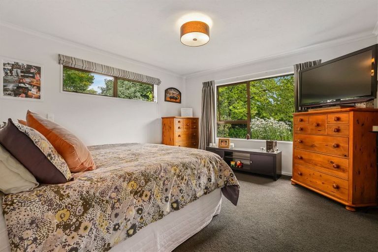 Photo of property in 2 Woodglen Drive, Woodend, 7610