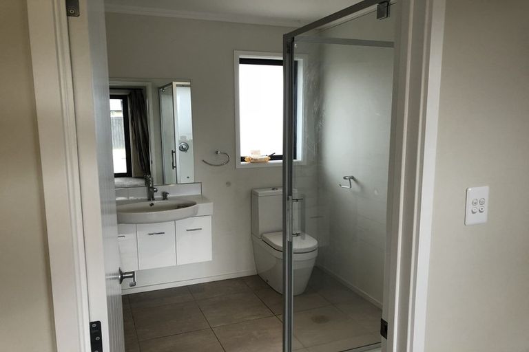 Photo of property in 75 Awatea Gardens, Wigram, Christchurch, 8042