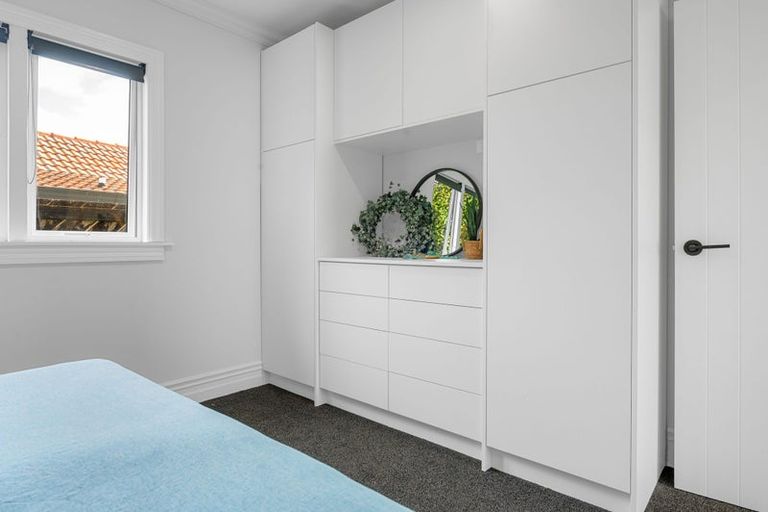 Photo of property in 30 Storey Avenue, Forest Lake, Hamilton, 3200