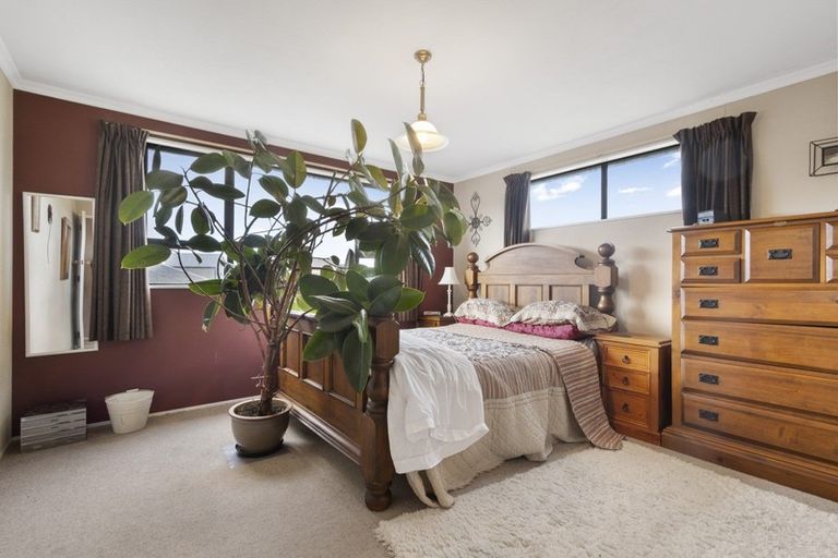 Photo of property in 104 Gladstone Terrace, Gladstone, Invercargill, 9810