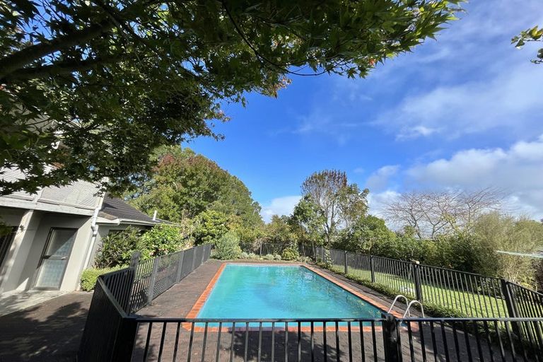 Photo of property in 1236 Great South Road, Runciman, Drury, 2578