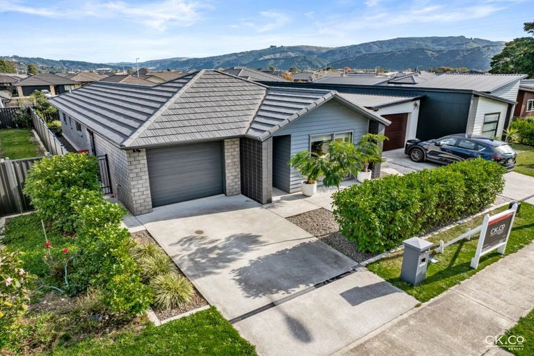 Photo of property in 9 Pattullo Crescent, Wallaceville, Upper Hutt, 5018