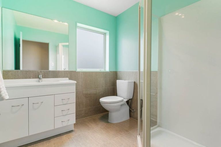 Photo of property in 6 Johnson Place, Stillwater, Silverdale, 0993